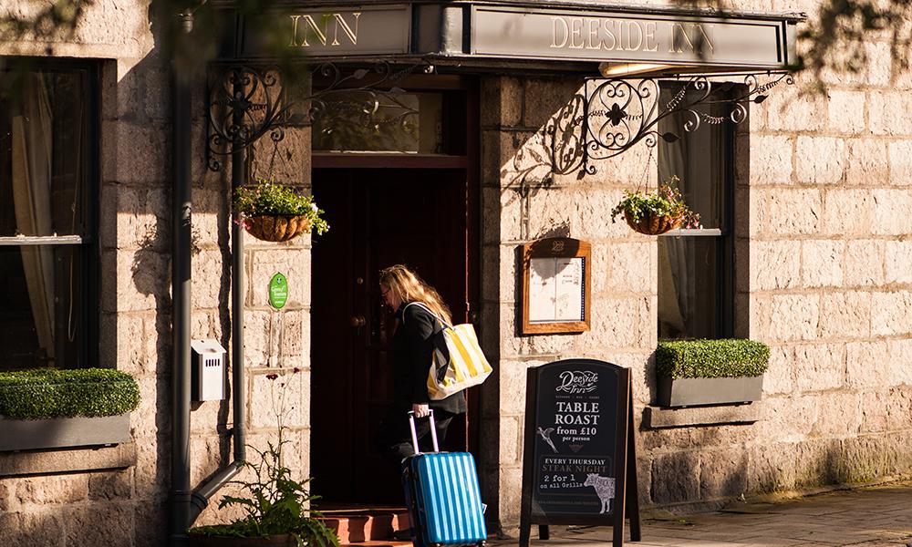 Balmoral Arms Ballater Exterior foto